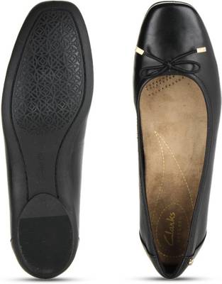 Clarks Candra Light Black Leather Slip on