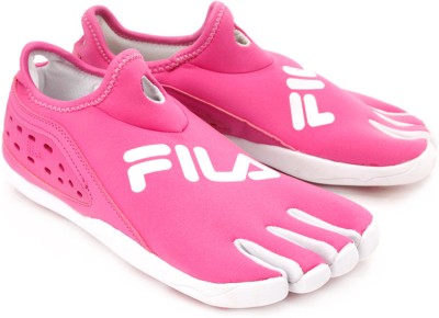 fila skele toes flipkart