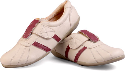 

Bxxy Comfortable Sport Casual Casuals For Women(Beige, Biege