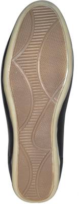 Strive Black Casual Shoes