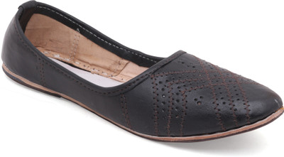 

Paduki Ethnic Footwear Mojaris For Men(Black