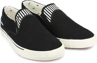 

Shoetopia Canvas Shoes For Men(Black