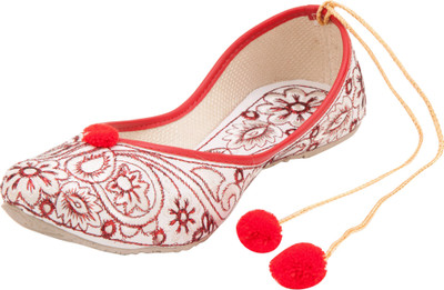 

Footrendz Ideal Tie-Ups Jutis For Women(Red