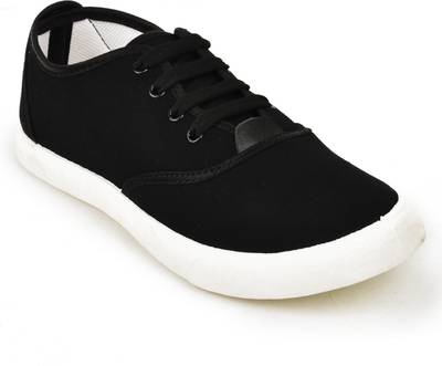 Navchetan Sneakers