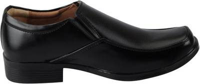 Bata Slip On