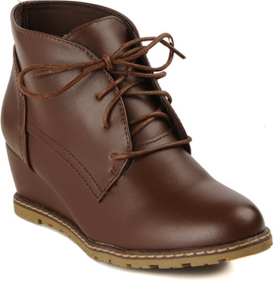 

Flat n Heels Boots For Women(Brown)