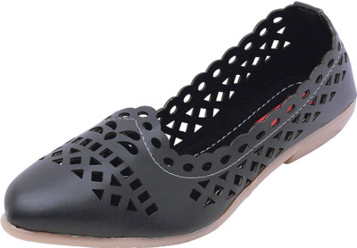 

Footrendz Cut Work Bellies For Women(Black)