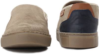 Ruosh Sneaker