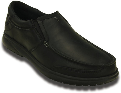 

Crocs Casuals For Men(Black), 202052-060