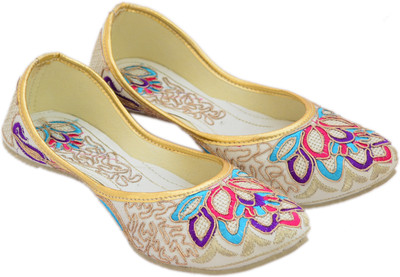 

Myra Beautiful work Jutis For Women(Multicolor), Purple