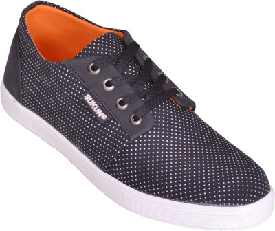 52 OFF on Sukun Casual Shoes For Men Black on Flipkart