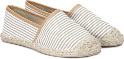 QUPID Loafers For Women(White, Tpwtca