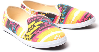 

Nell Canvas Shoes For Women(Black)