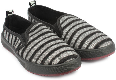 

Shoetopia Canvas Shoes For Women(Black