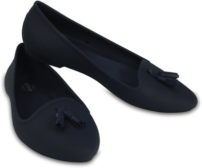 

Crocs Crocs Eve Embellished Flat Casuals For Women(Blue), 204215-410