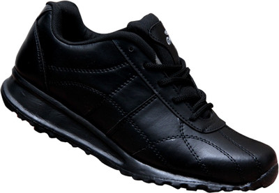 4% OFF on GNR EASYWALK Running Shoes For Men(Black) 4% OFF on GNR EASYWALK Running Shoes For Men(Black)