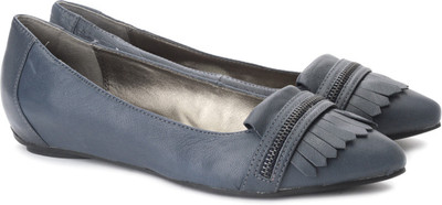 

Kenneth Cole Lovely Girl Bellies For Women(Navy