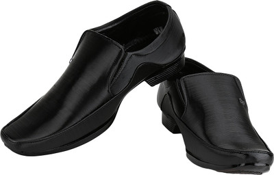 

Footista Slip On For Men(Black)