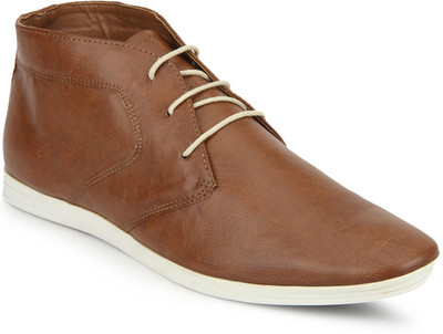 

Knotty Derby Camel Knicker Side Panel Chukka Boots For Men(Tan
