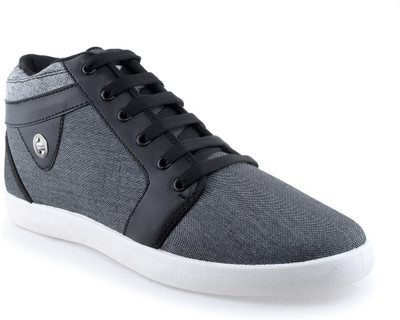 

Go Run Maxis Fashion-11 Black Sneakers For Men(Black, Grey)