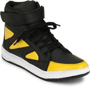 

Braavosi Casuals For Men(Yellow, Black