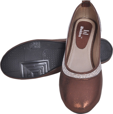 

Wakhra Bellies For Women(Black, Copper