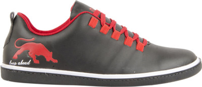 

DOC Martin Casuals For Men(Black