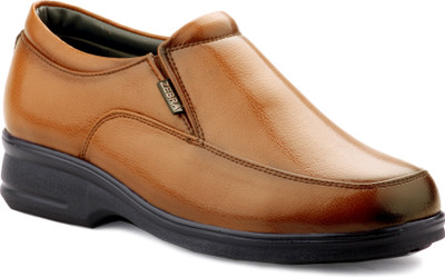 

Zebra Men's Regular 100% Pure s.Leather New Edition Teak Formal Shoes. Slip On For Men(Beige