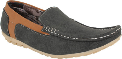 

Aero Sapphire Loafers For Men(Green), Mehandi