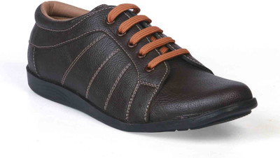 

Levanse dual tone sneakers Casuals For Men(Brown, Dark brown