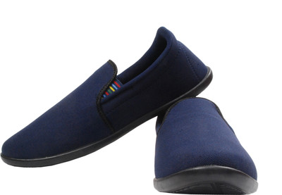 

Shoe Striker Navy Blue shoes Loafers For Men(Blue)