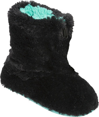 

Dearfoams Dearfoams Plush Boot Slipper with Half Zip Black Boots For Women(Black