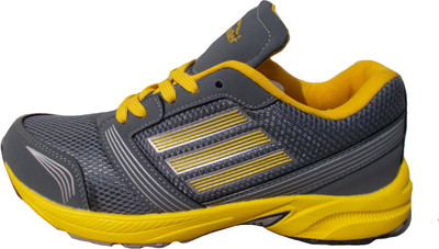 

Triqer Running Shoes For Men(Multicolor, Yellow