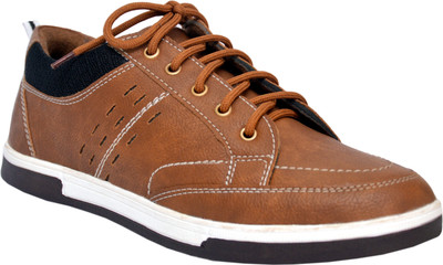

Woxer Sneakers Sneakers For Men(Brown