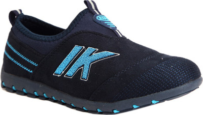 54% OFF on Trilokani Trendy Casual Shoes For Women(Black) 54% OFF on Trilokani Trendy Casual Shoes For Women(Black)