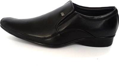 Besto Slip On Shoes
