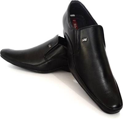 Besto Slip On Shoes