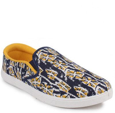 

11e 11e Blue Yellow Canvas Slip-On Casual Shoes Canvas Shoes For Men(Blue, Yellow)
