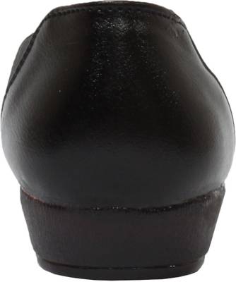 Snappy Black Formal Bellies Slip On Shoes