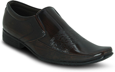 

Get Glamr MAPLE SLIP ON Slip On For Men(Brown)