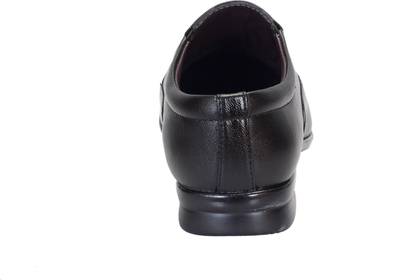 Binutop Slip On Shoes