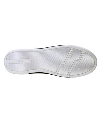 Gusto Casuals, Sneakers
