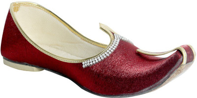 

Panahi Boys, Maroon