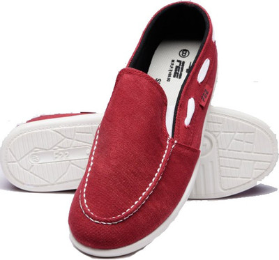 

F22 F-22-02-1 Red Slip-on Casual Shoes For Men(Red)