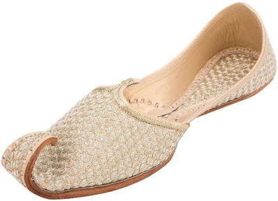Footrendz Zari Desi Jutis For Men(Beige, Silver
