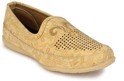 

Knoos Newspaper Print Loafers For Men(Tan