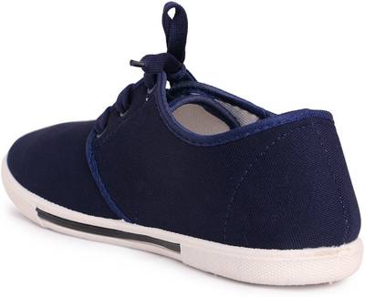 Chevit Mens Black Canvas Sneakers