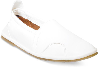 

ADYBird Harmonic Casual Shoes For Men(White