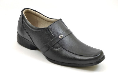 

Peddeler Slip On Shoes For Men(Black)