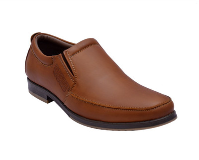 

Prolific Tiger Woods Corporate Casuals For Men(Black), Tan
